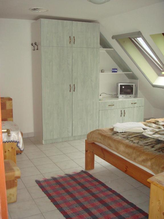Róza Hotel és Apartmanház Esztergom Quarto foto